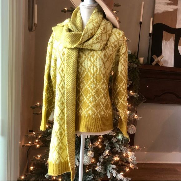 Anthro Set Maeve Sigfried Sweater and Scarf - Picture 5 of 12